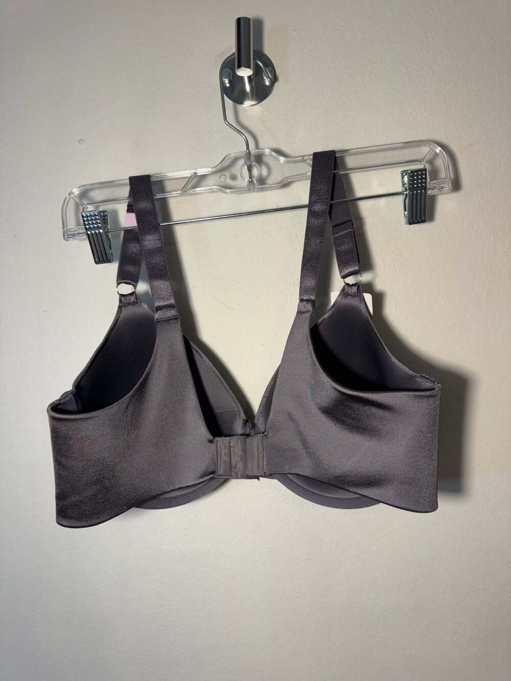 Vanity Fair Gray T-Shirt Underwire Bra - Picture 3 of 3